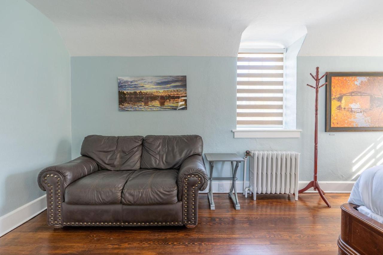 لامبرتفيل Chimney Hill Estate Inn المظهر الخارجي الصورة
